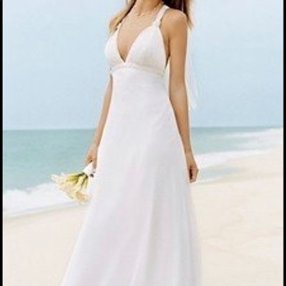 David’s Bridal Galina Chiffon & Beaded Beach style White Wedding Dress - Picture 2 of 10